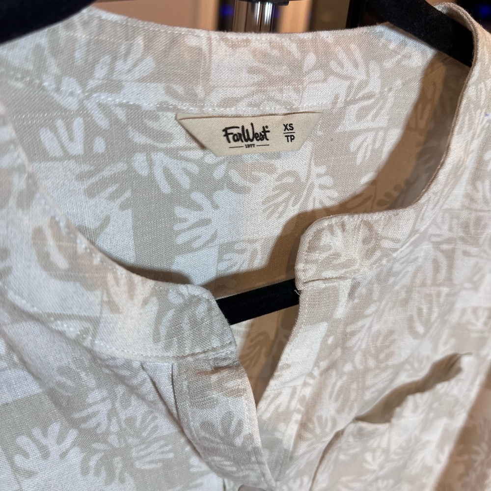 Far West Floral Button-Up Blouse | Linen blend | Size XS - Picture 5 of 9